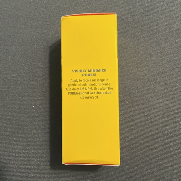 The POREfessional: Good Cleanup pore-purifying foaming cleanser - Picture 2 of 4